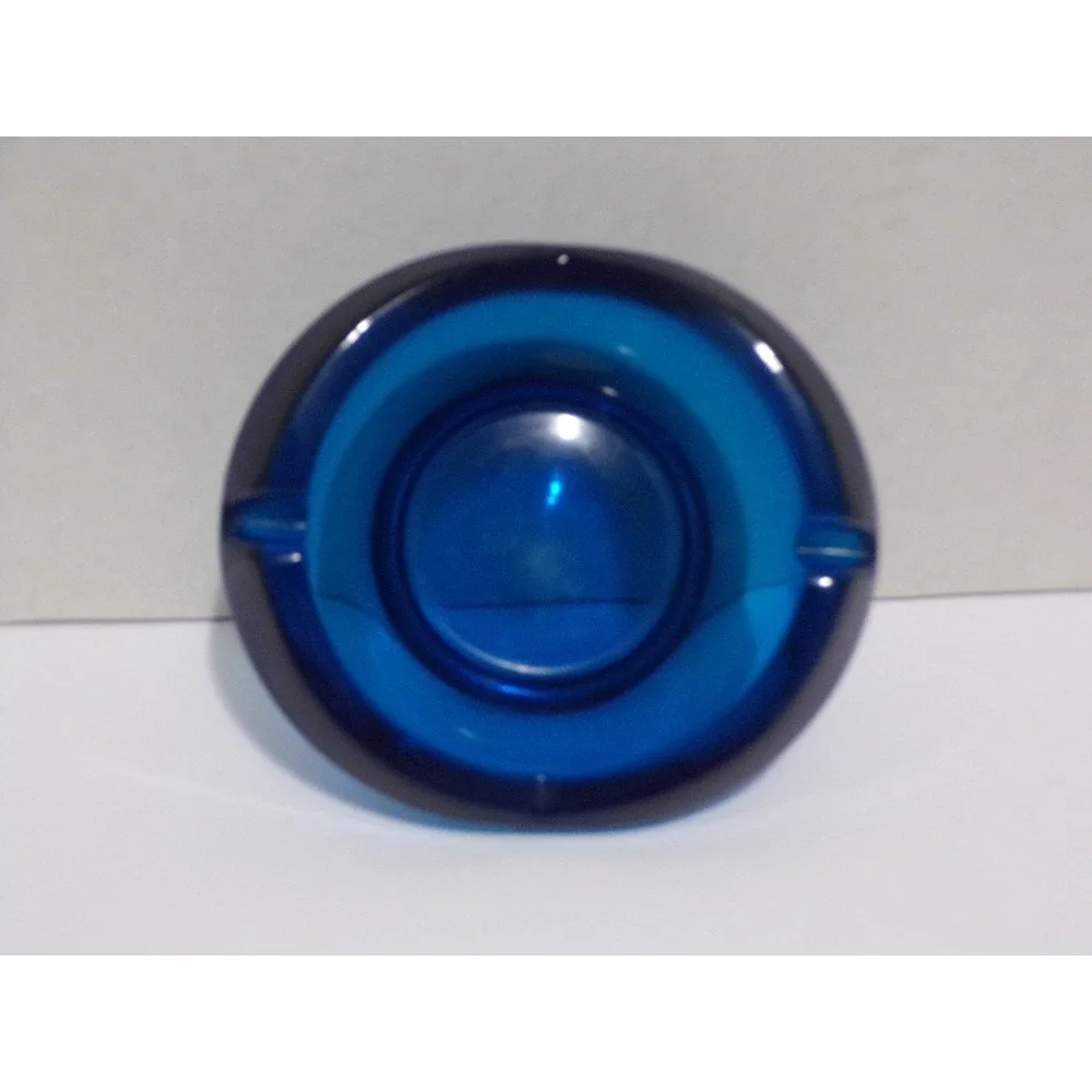 Viking Art Glass Tulip Shaped Bluenique Color Round Heavy Ashtray 1960 Vintage